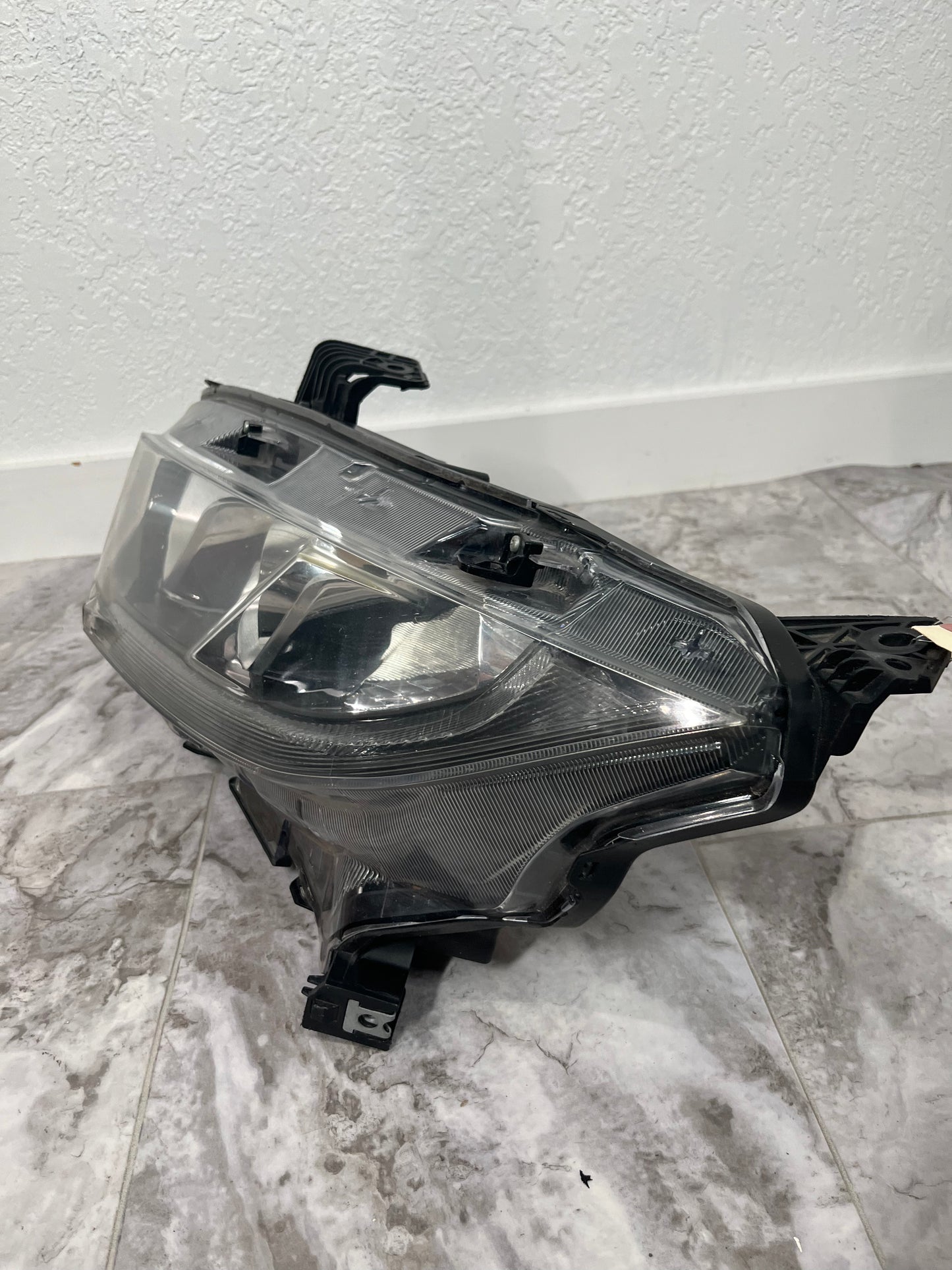 2016-19 Honda Civic Driver Left Headlight Lamp OEM