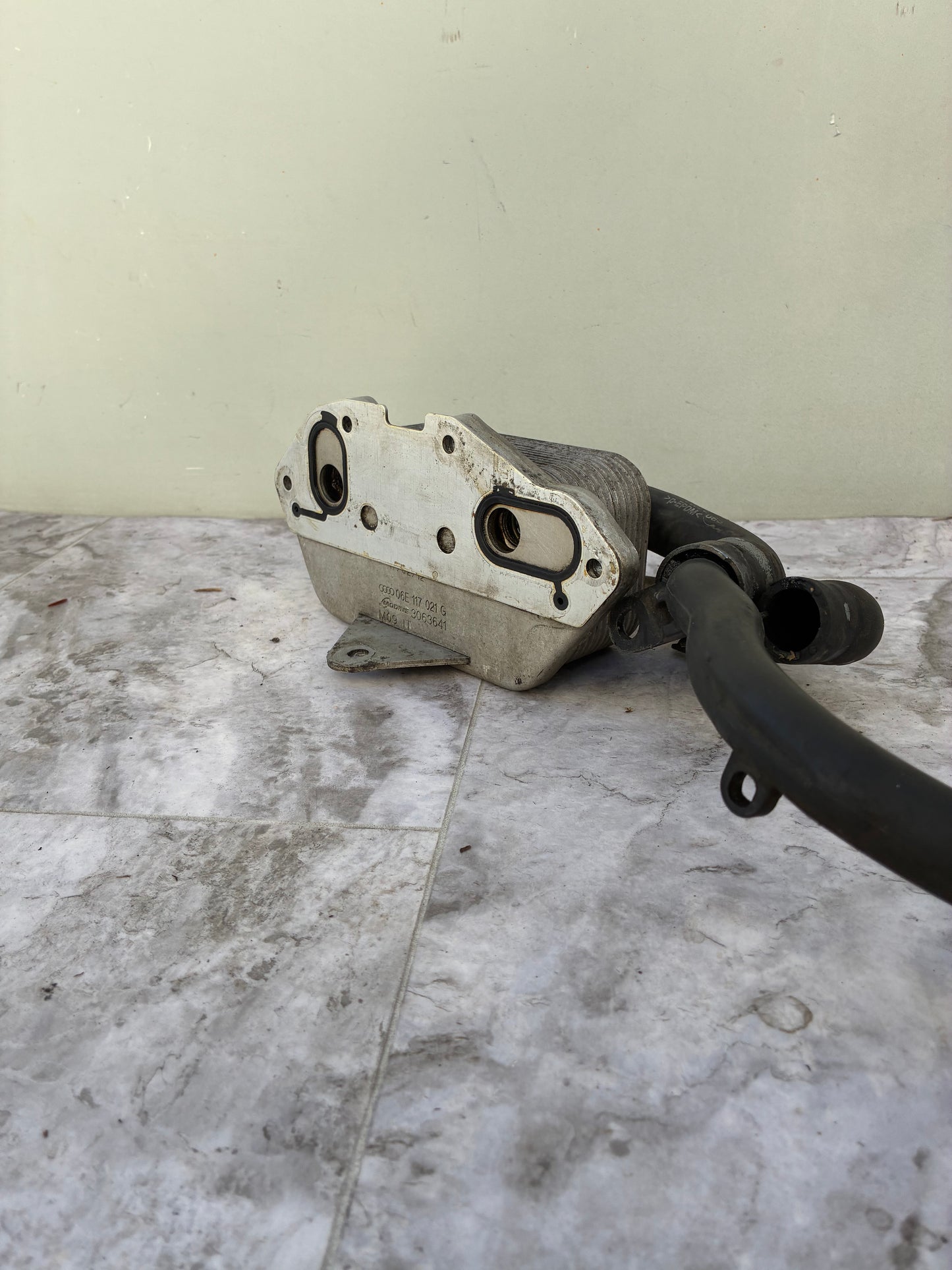 2011-15 Audi Q7 Engine Oil Cooler