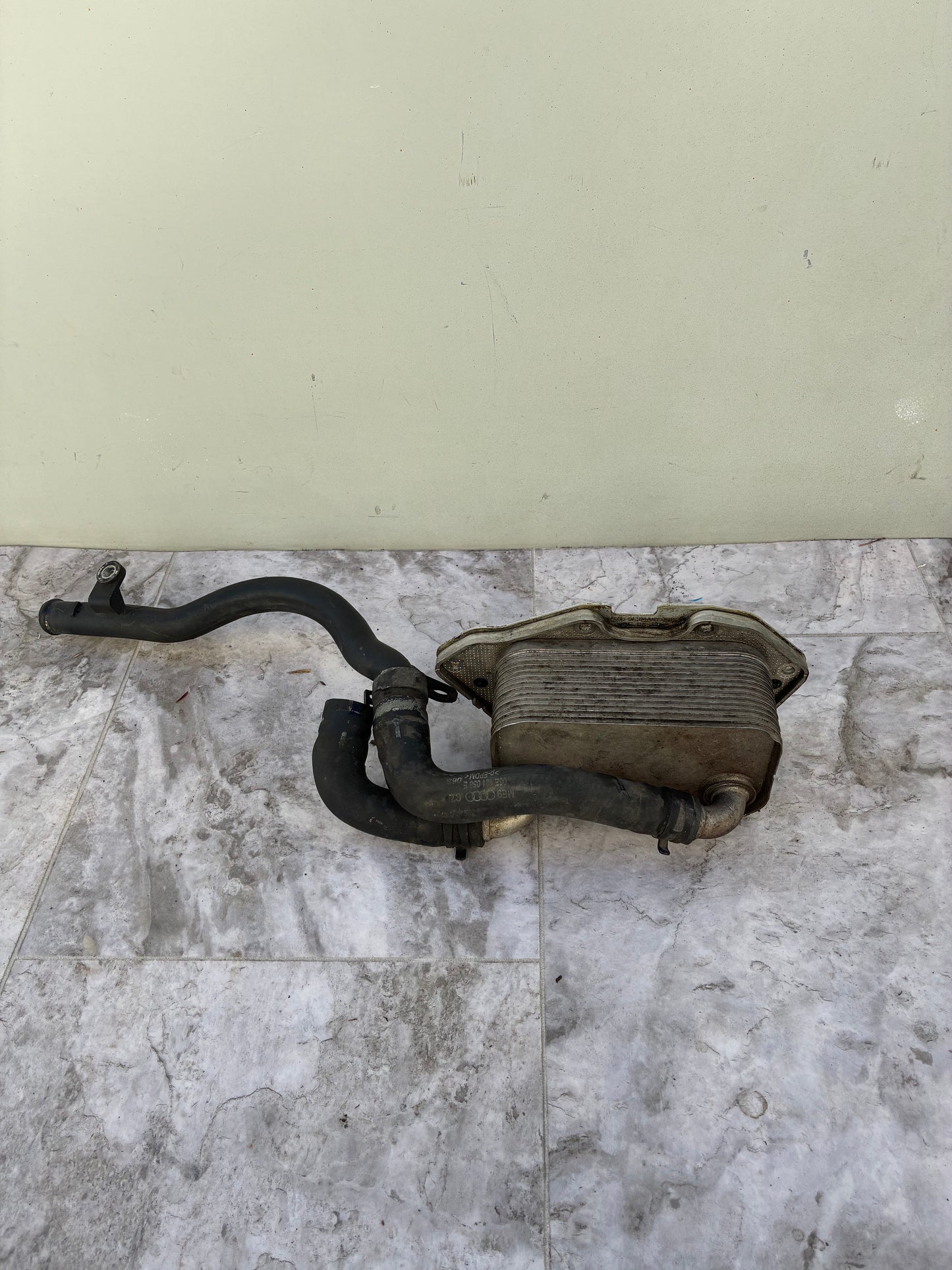 2011-15 Audi Q7 Engine Oil Cooler