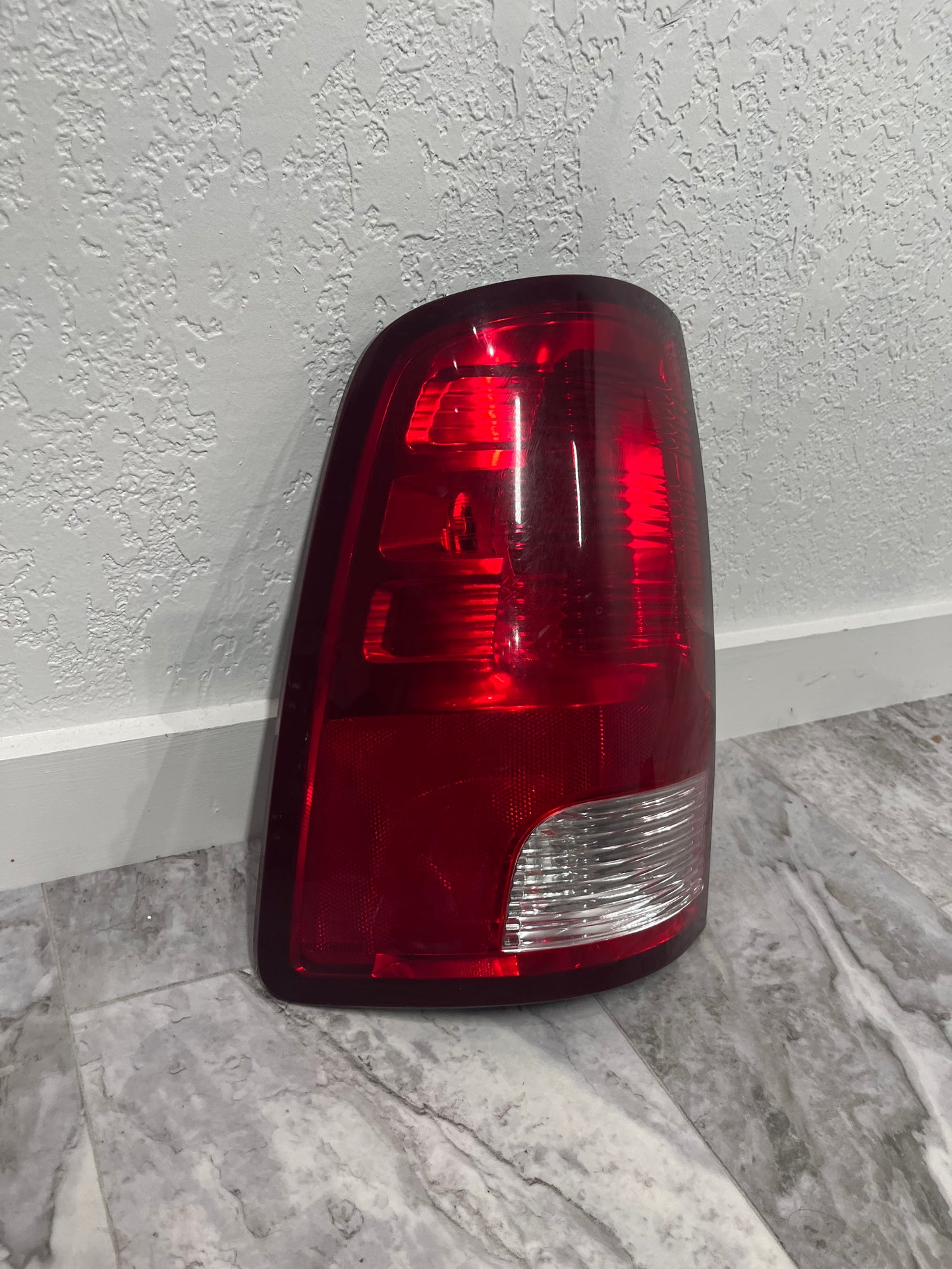 2009-18 Dodge Ram Driver LH Tail light&nbsp;