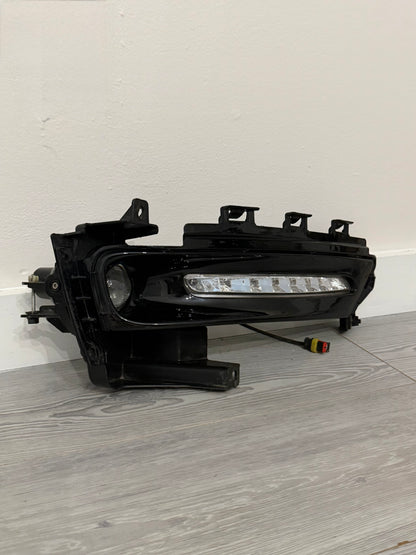 2014-15 Jeep Grand Cherokee SRT Passenger Right Fog Light Lamp OEM