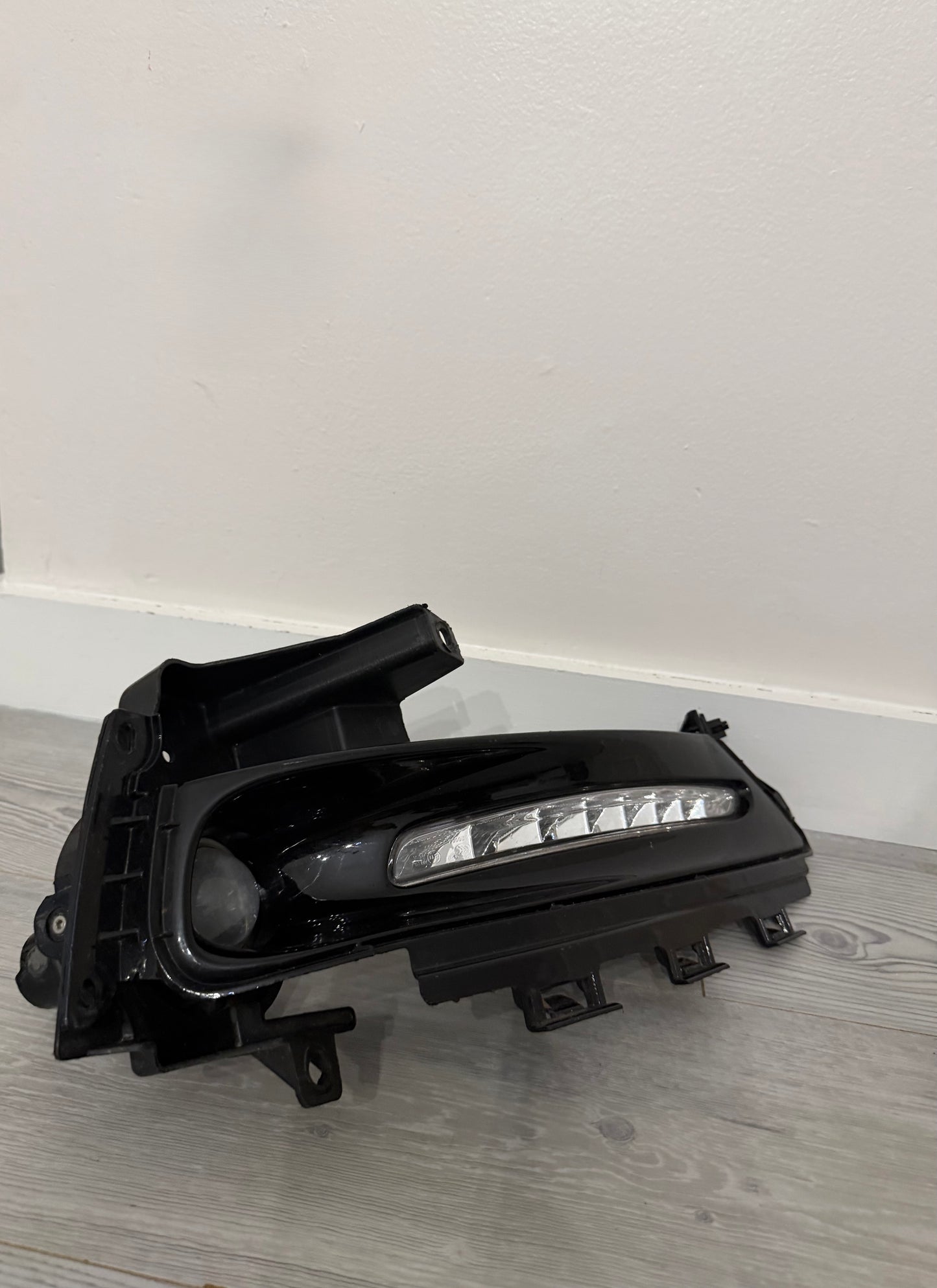 2014-15 Jeep Grand Cherokee SRT Driver Left Fog Light Lamp OEM