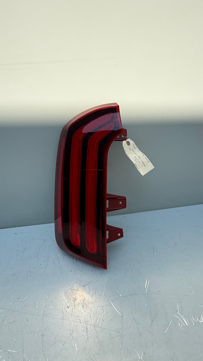 2020-22 Kia Telluride Left Taillight Halogen