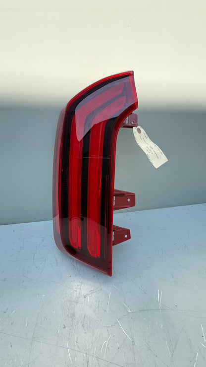 2020-22 Kia Telluride Left Taillight Halogen