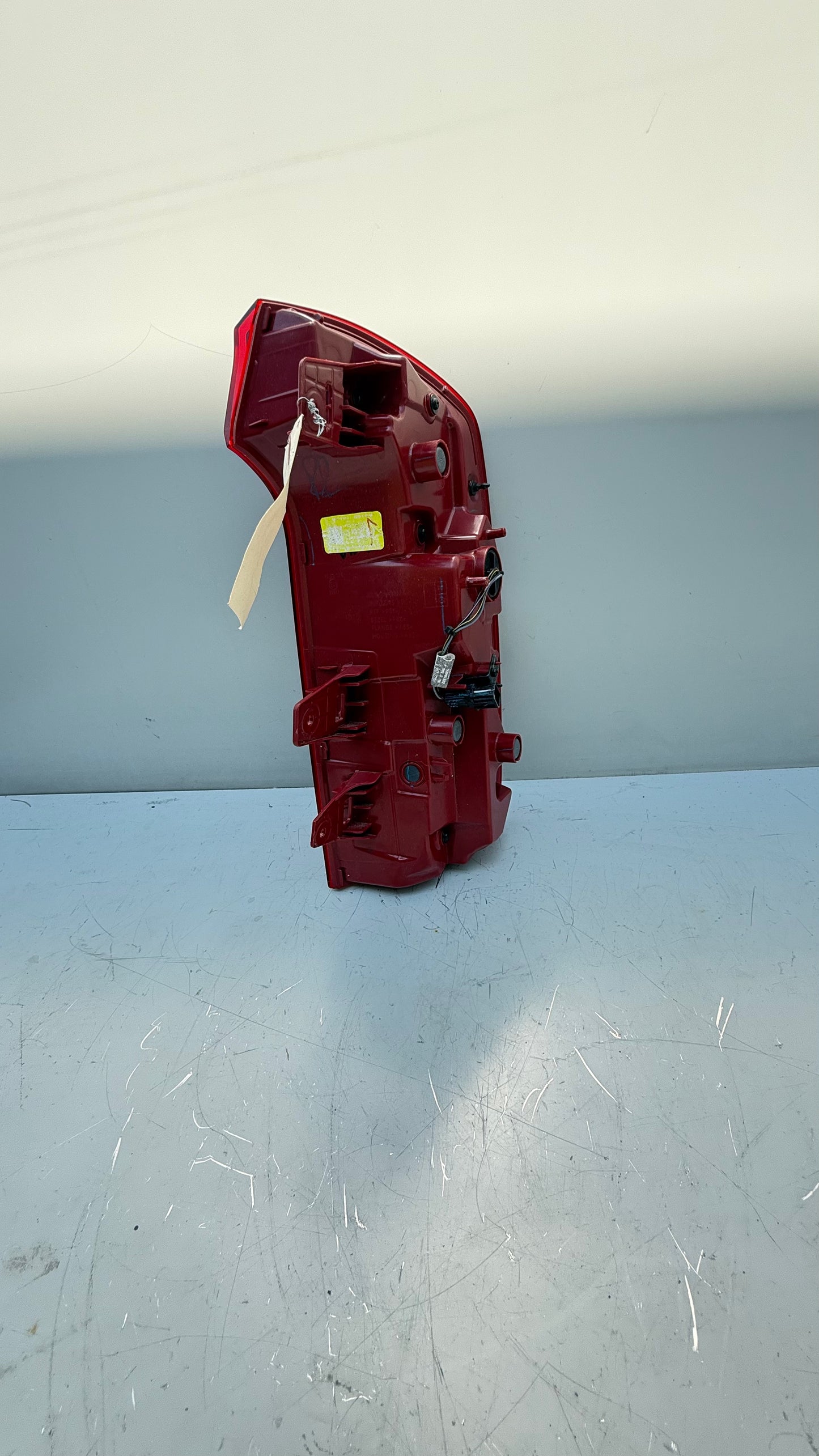 2020-22 Kia Telluride Left Taillight Halogen