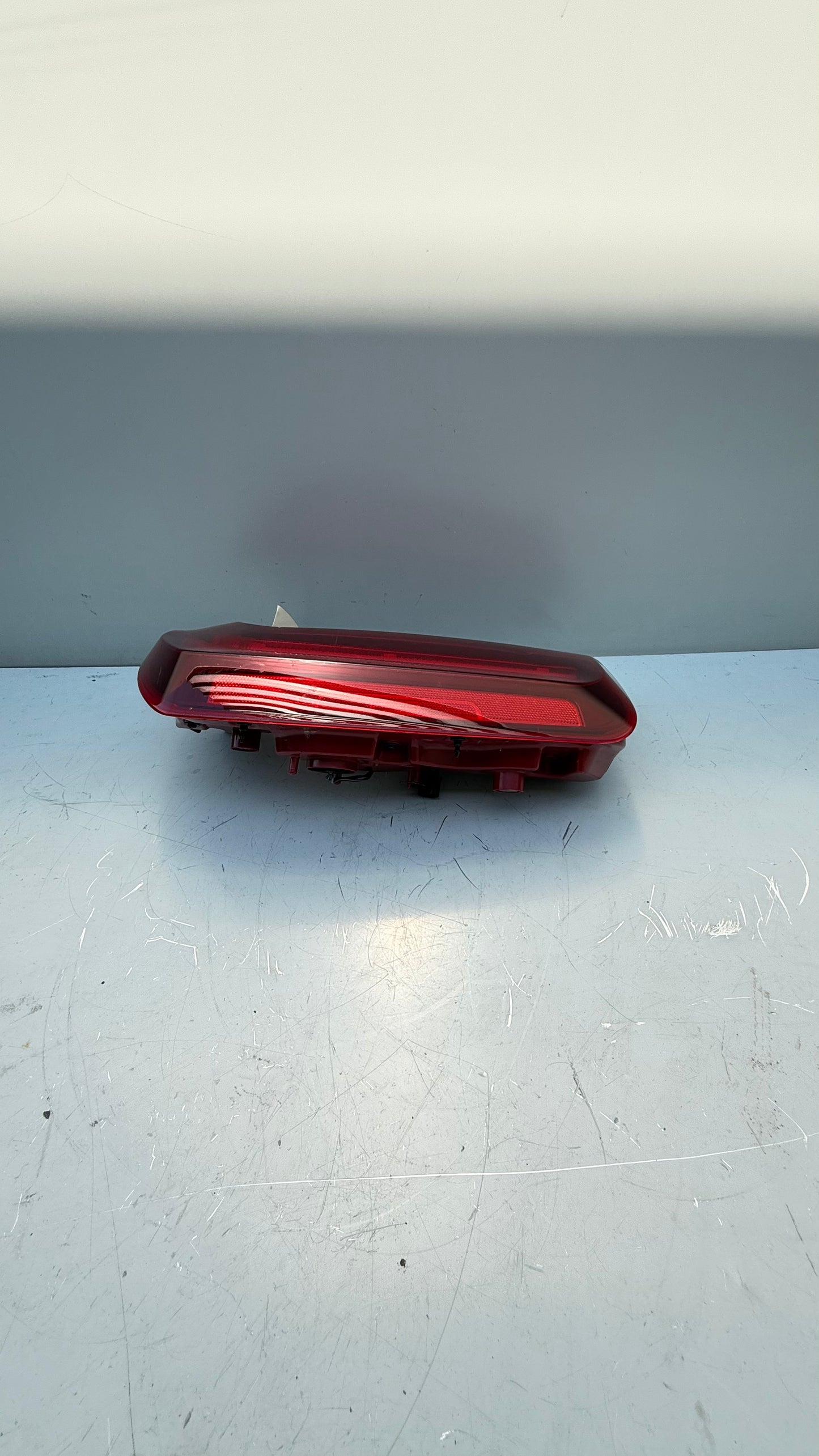 2020-22 Kia Telluride Left Taillight Halogen