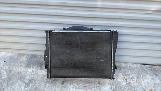 2007-13 BMW 328i Engine Cooling Radiator Condenser