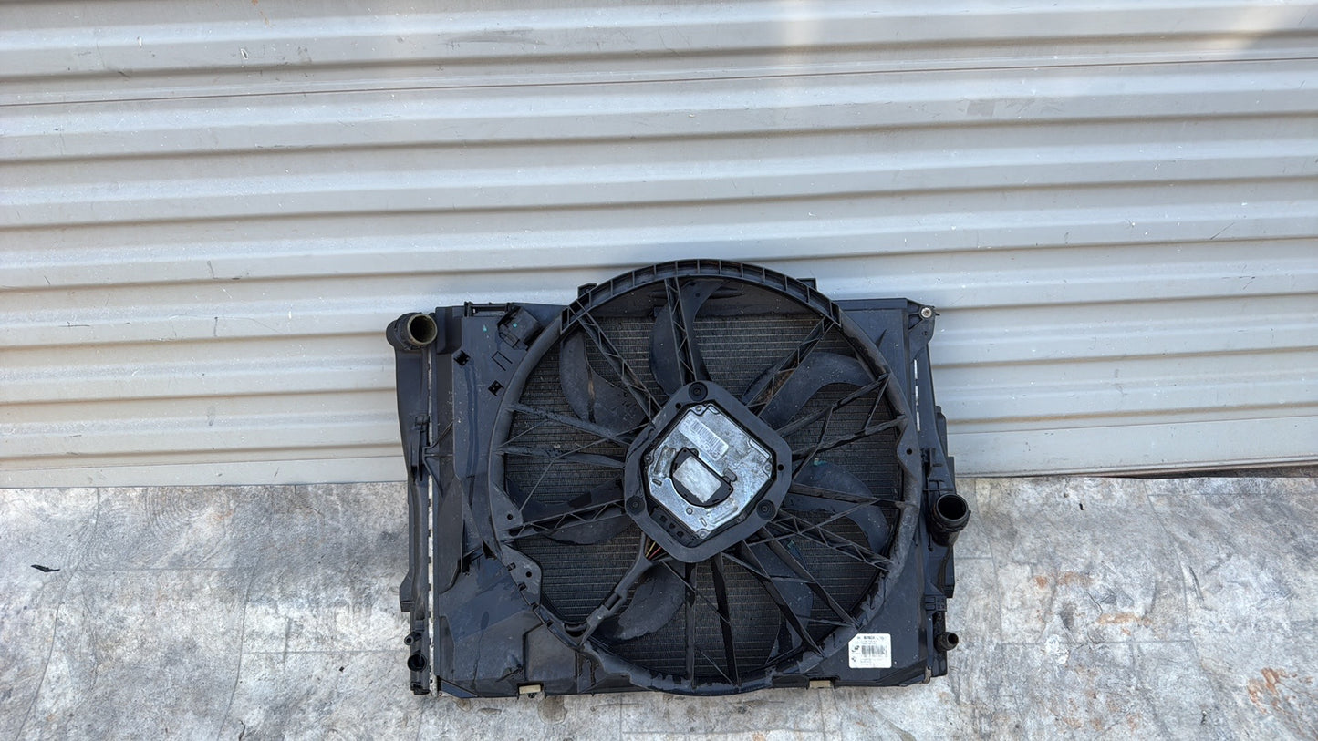 2007-13 BMW 328i Engine Cooling Radiator Condenser