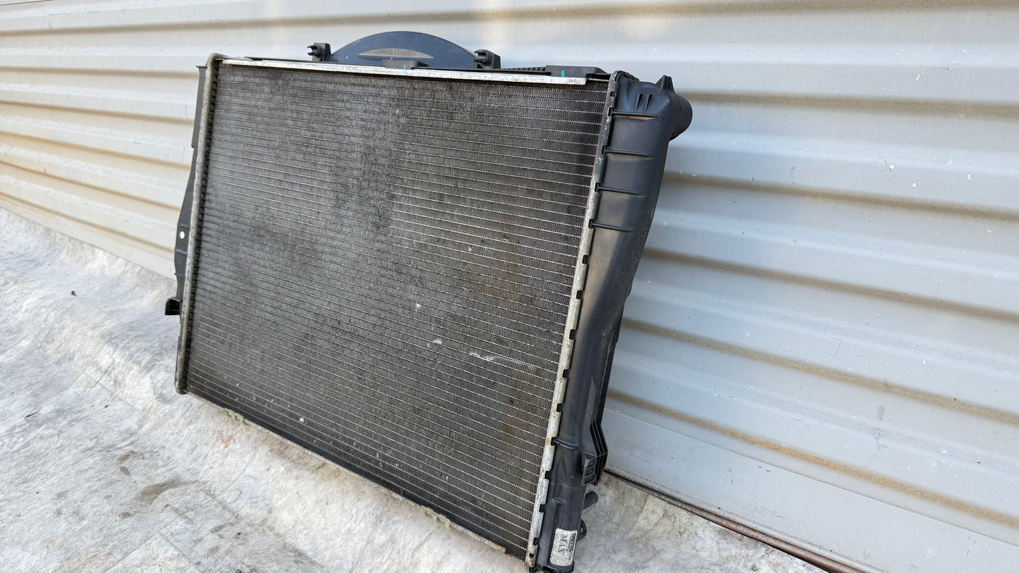 2007-13 BMW 328i Engine Cooling Radiator Condenser