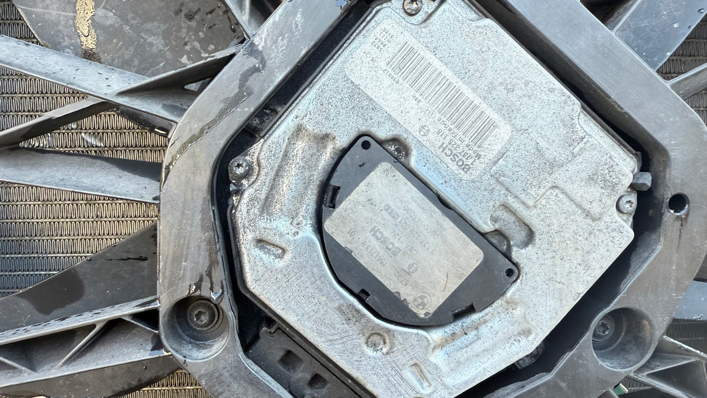 2007-13 BMW 328i Engine Cooling Radiator Condenser