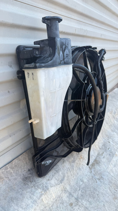 2011-17 Hyundai Veloster Radiator Cooling Fan Motor Assembly OEM