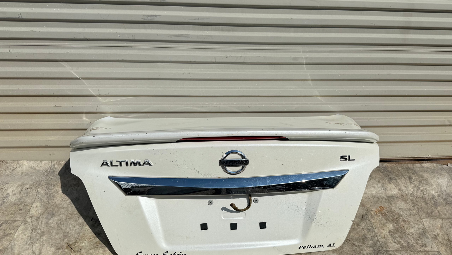 2013-15 Nissan Altima Trunk OEM WHITE
