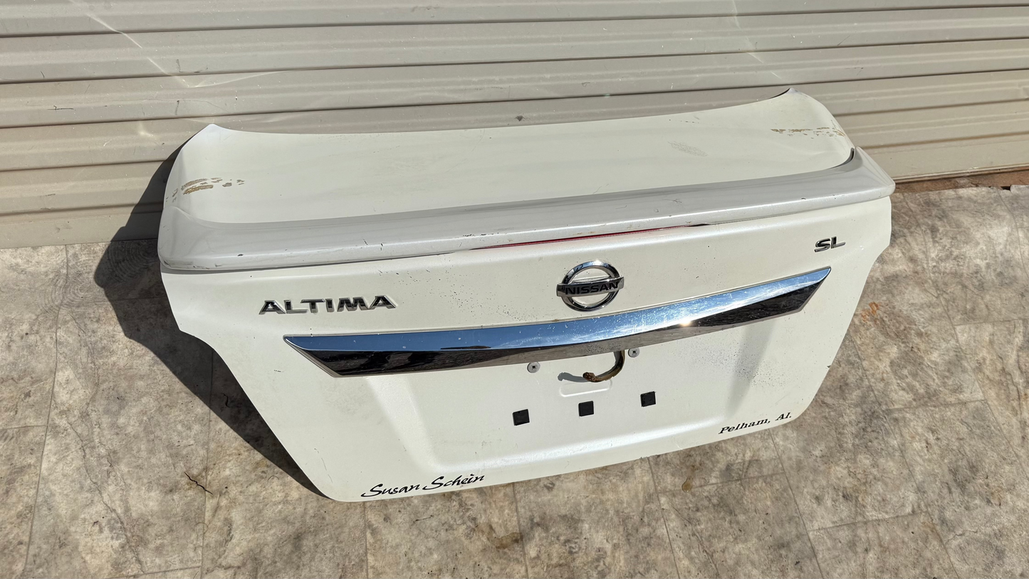 2013-15 Nissan Altima Trunk OEM WHITE