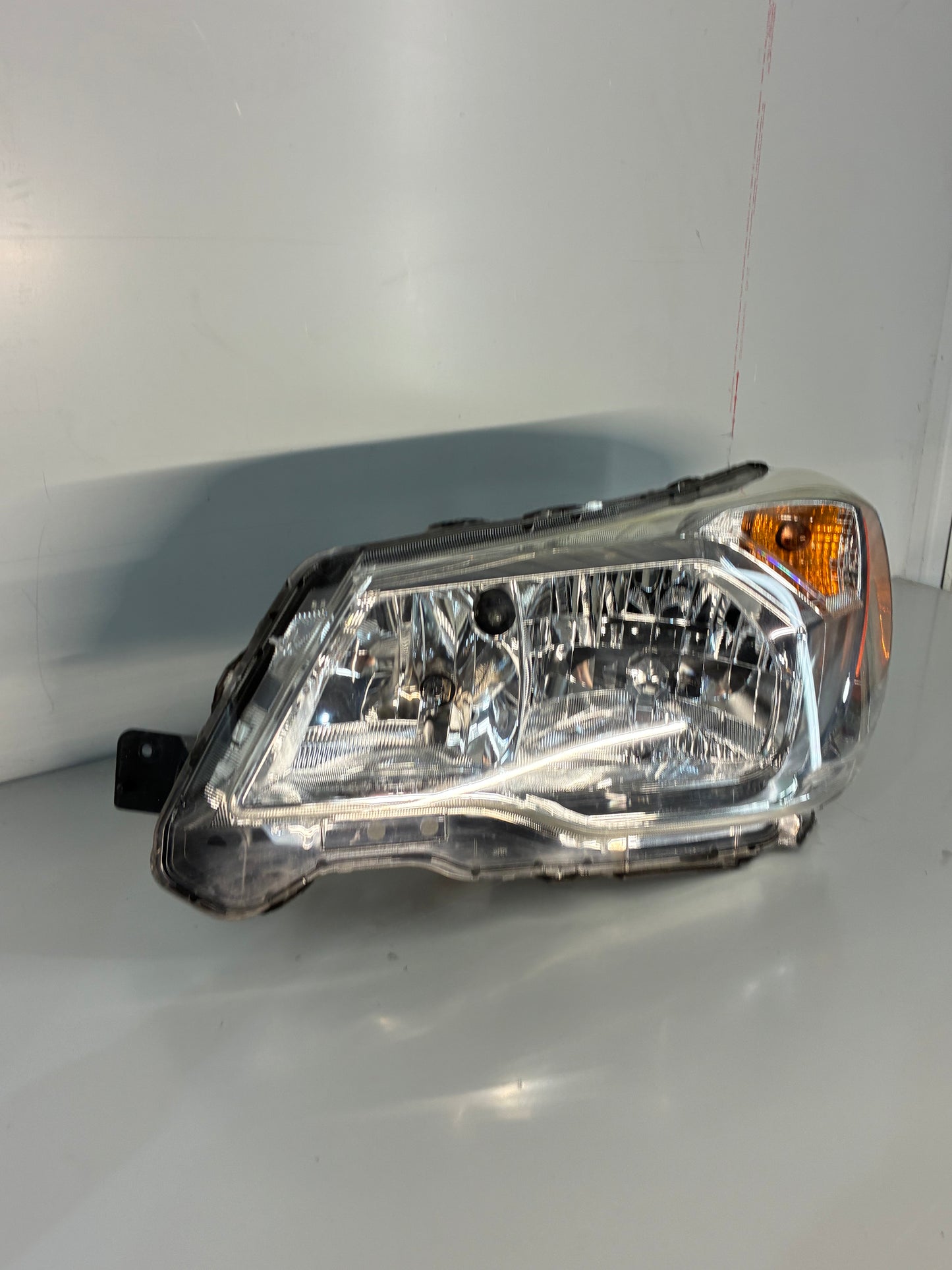 2014-17 Subaru Forester LH Halogen Headlight