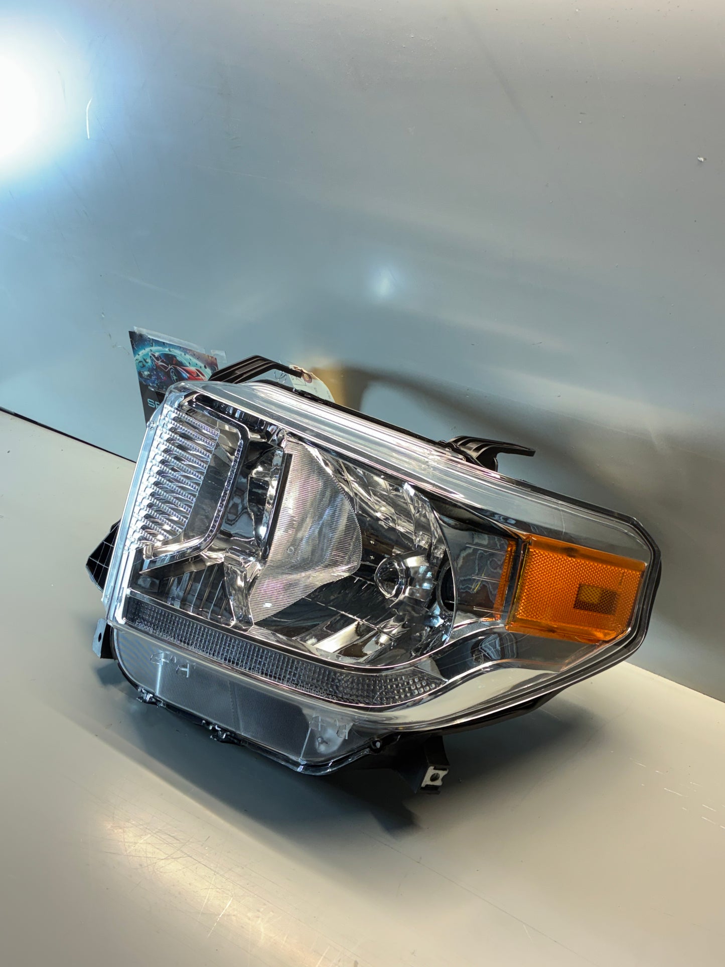 2014-17 Toyota Tundra Driver Left Headlight