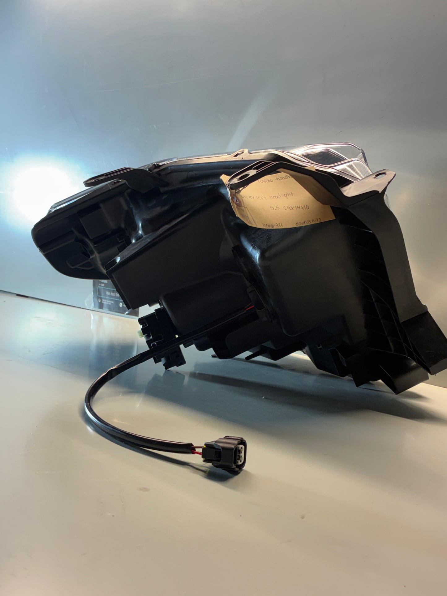 2014-17 Toyota Tundra Driver Left Headlight