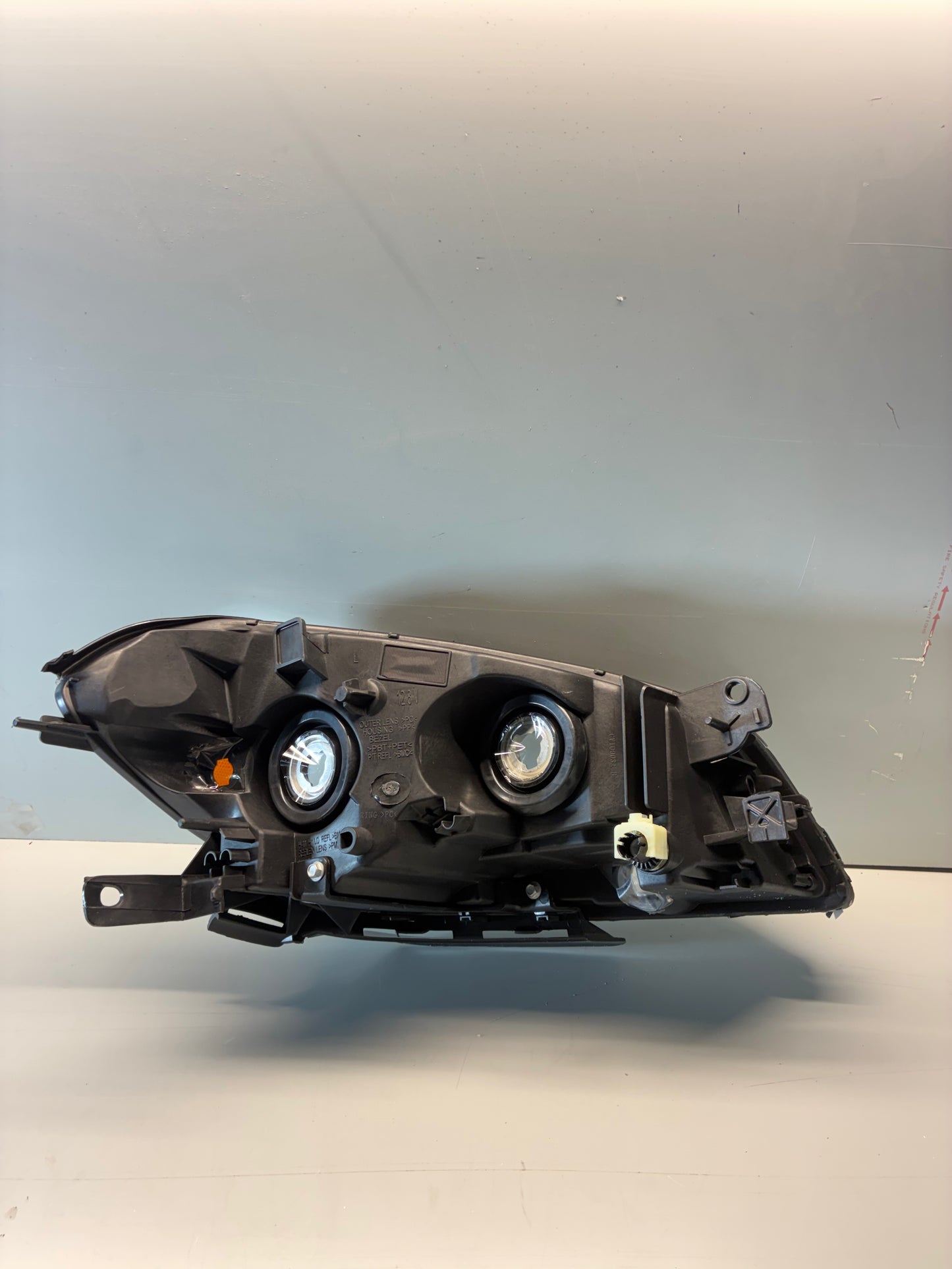 2008-12 Chevy Malibu Left Driver Side Chrome Housing Halogen Headlight