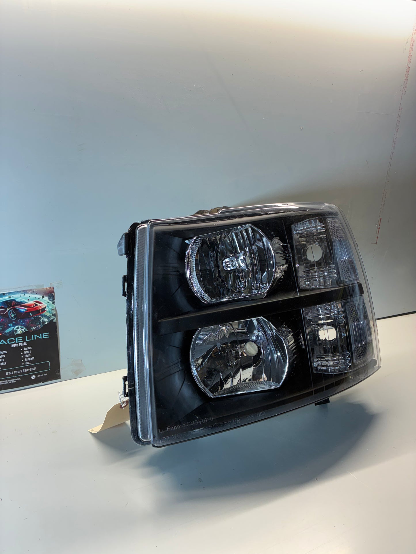 2007-13 Chevy Silverado 1500 Driver Left Side Headlight