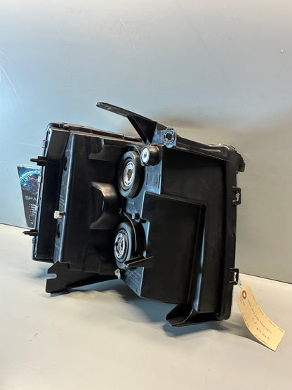 2007-13 Chevy Silverado 1500 Driver Left Side Headlight