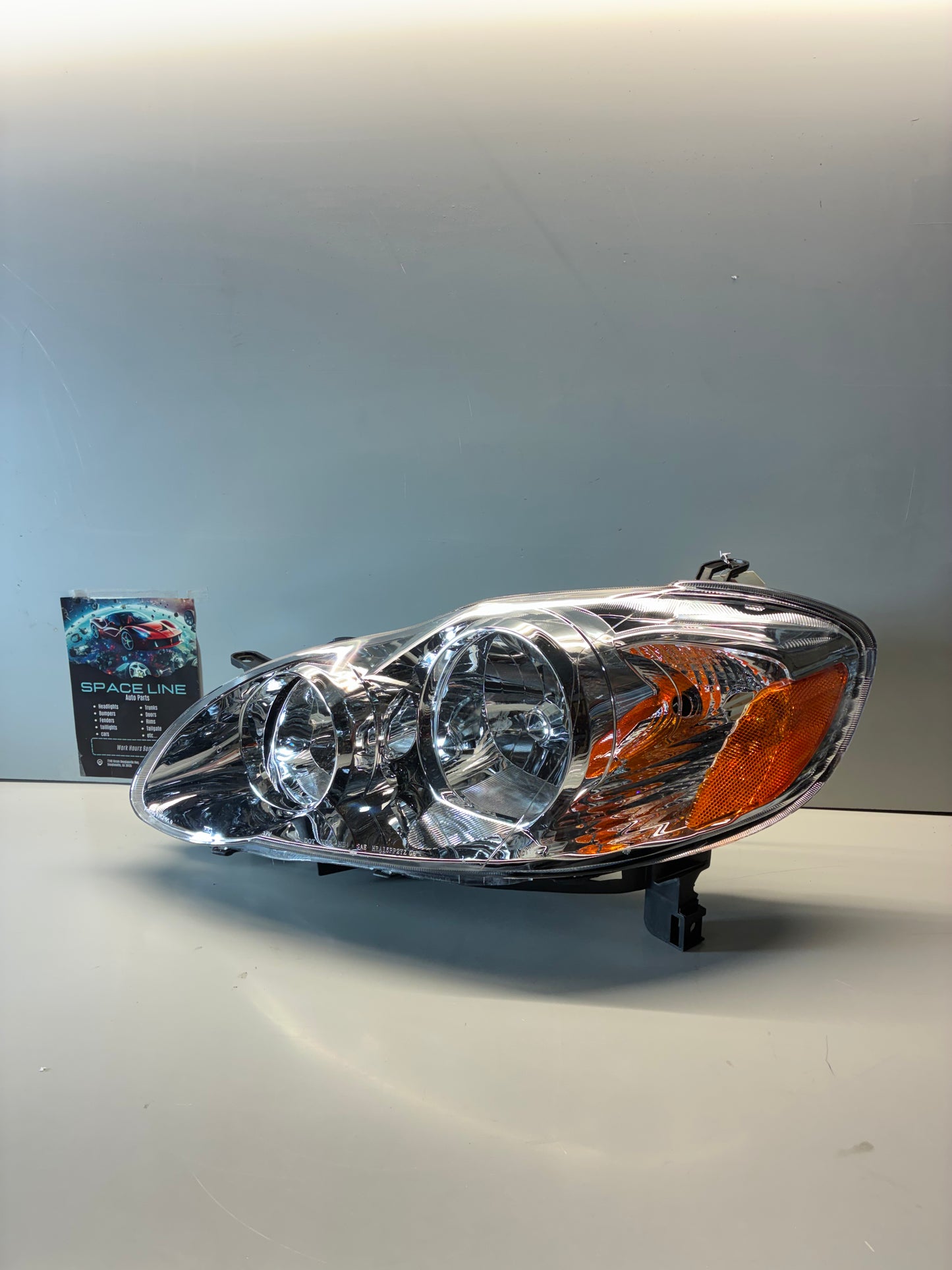 2003-08 Toyota Corolla Chrome Housing Clear Lens Left Headlight