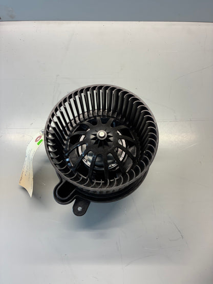 2004-06 Toyota Sienna Heater Blower Motor W/Fan