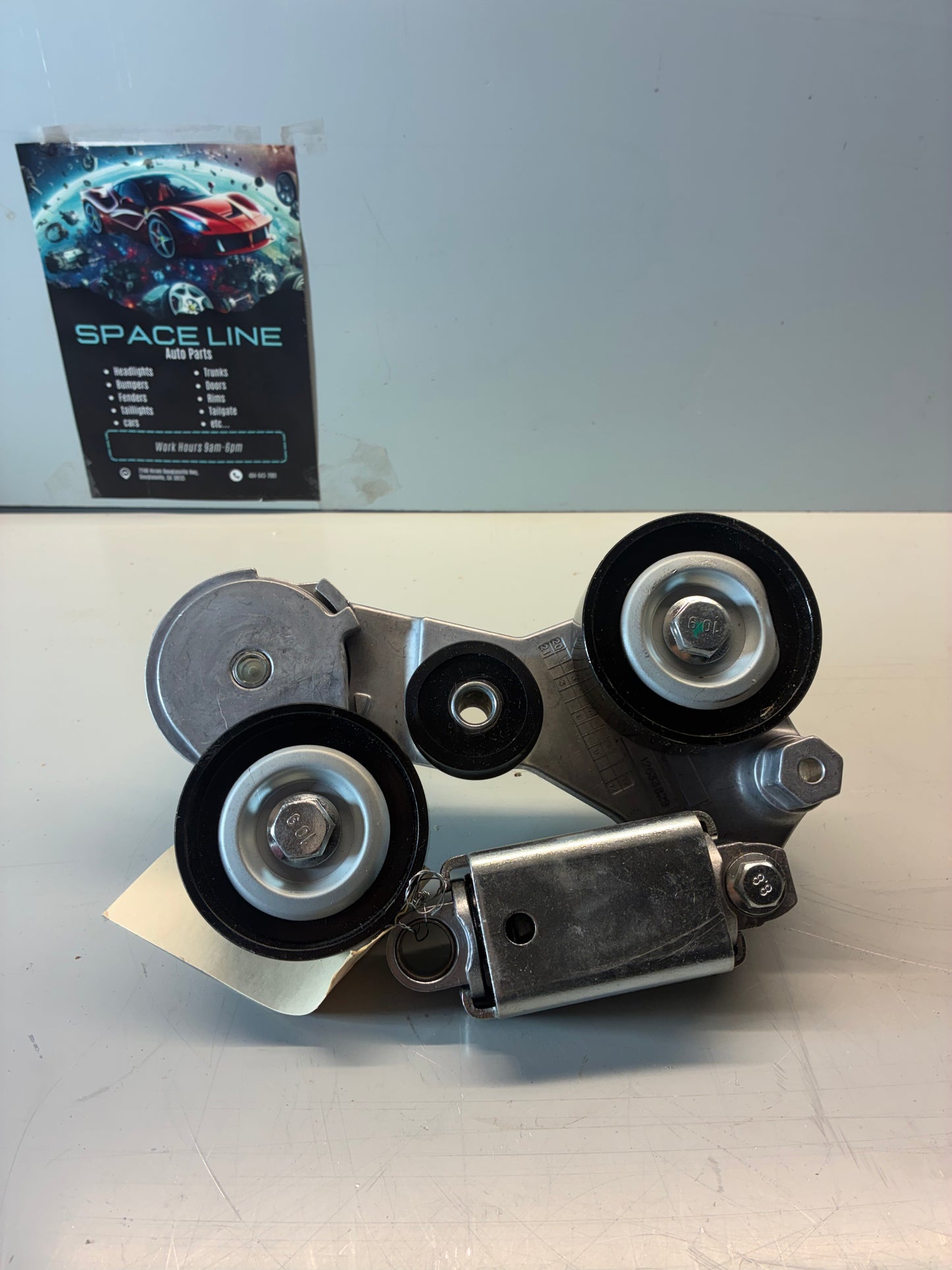 2008-14 Chevrolet Malibu Belt Tensioner/pulley