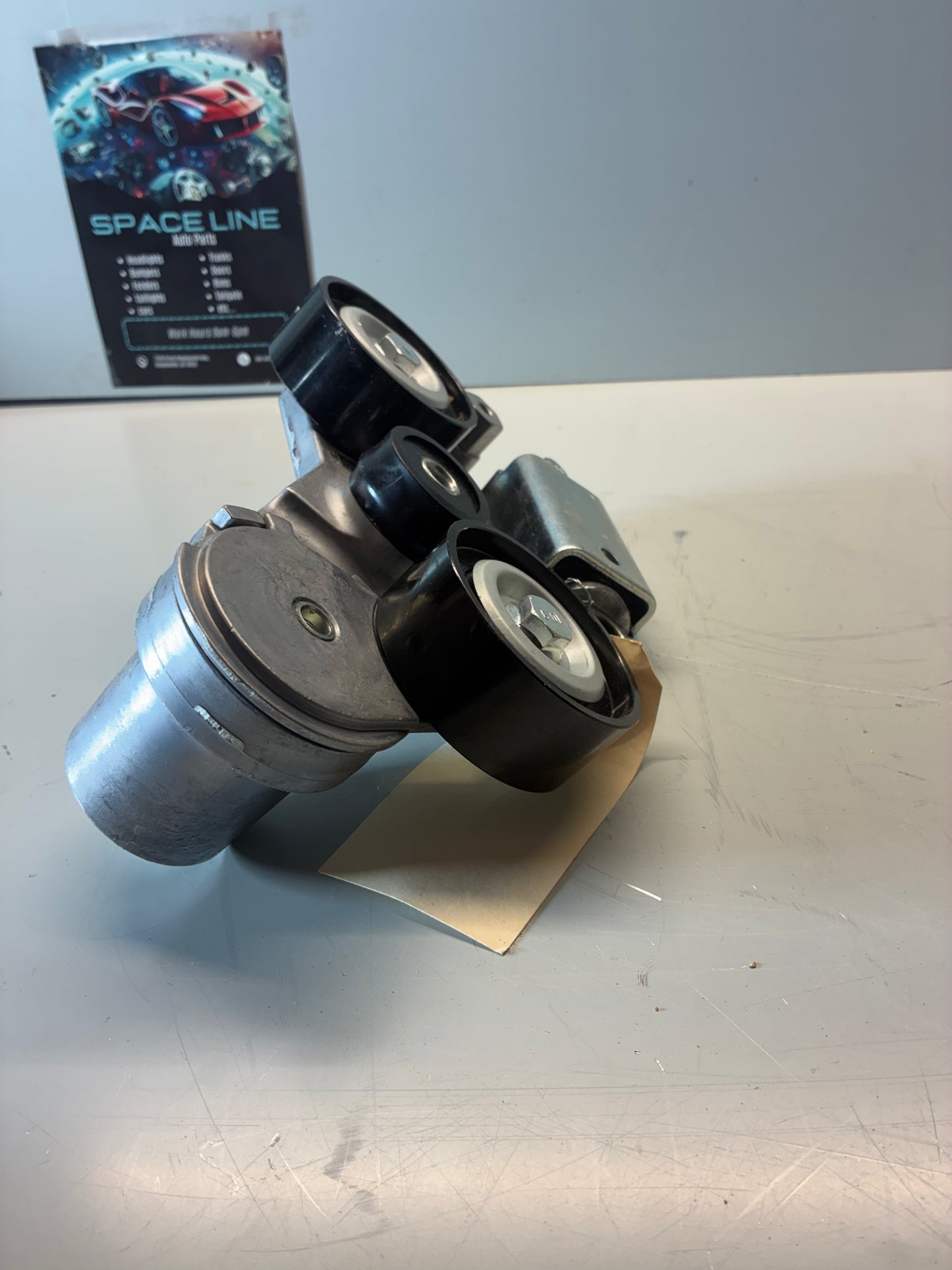 2008-14 Chevrolet Malibu Belt Tensioner/pulley