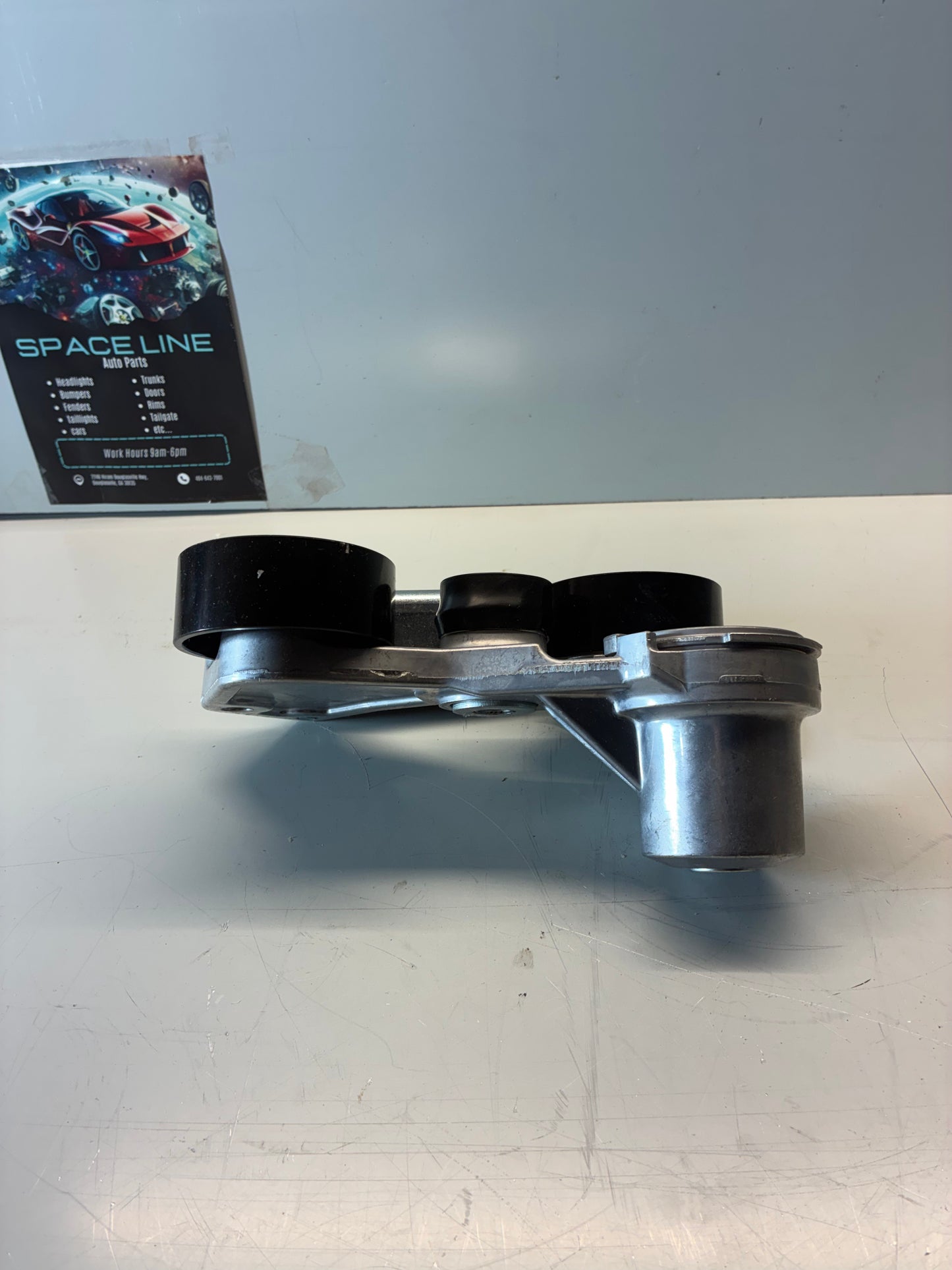 2008-14 Chevrolet Malibu Belt Tensioner/pulley