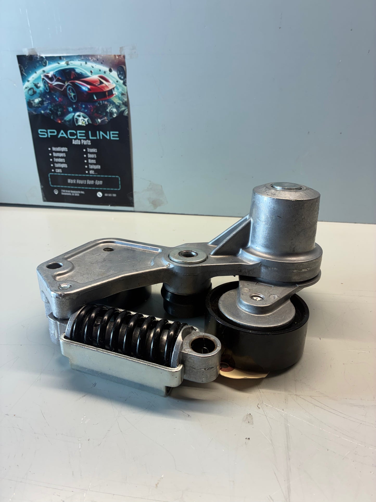 2008-14 Chevrolet Malibu Belt Tensioner/pulley