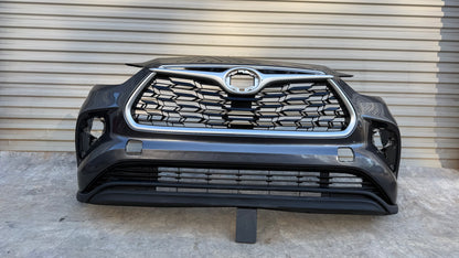 2020-23 Toyota Highlander Hybrid Front Bumper OEM