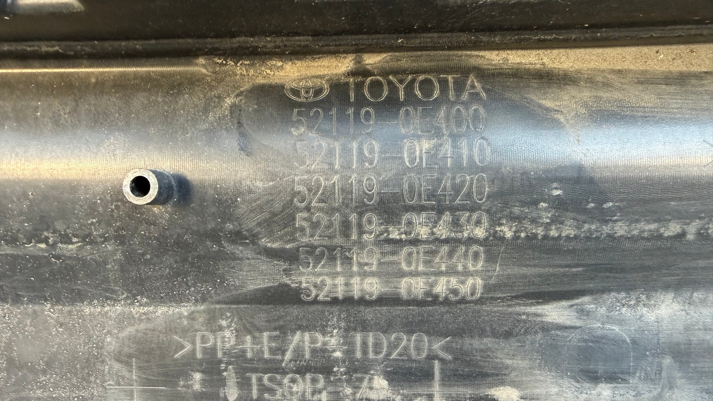 2020-23 Toyota Highlander Hybrid Front Bumper OEM