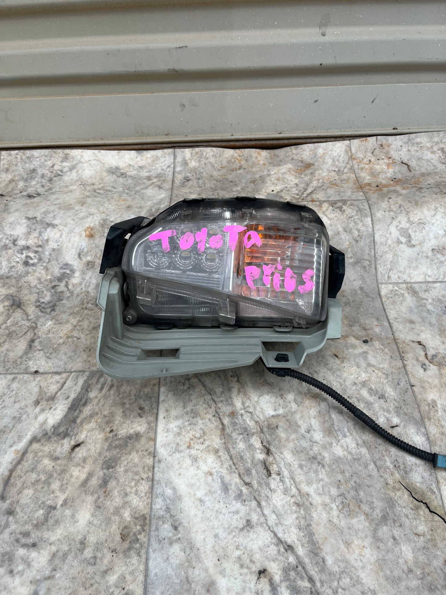 2012-15 Lexus CT200H Front Turn Signal Foglight LEFT & RIGHT