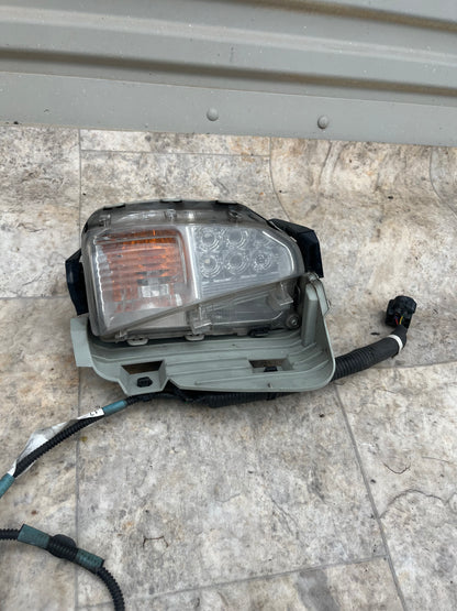 2012-15 Lexus CT200H Front Turn Signal Foglight LEFT & RIGHT