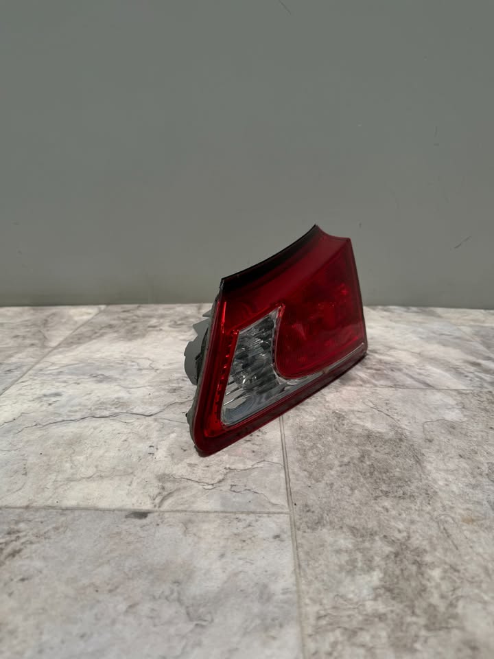 2011-13 Lexus IS350 Left Taillight Trunk